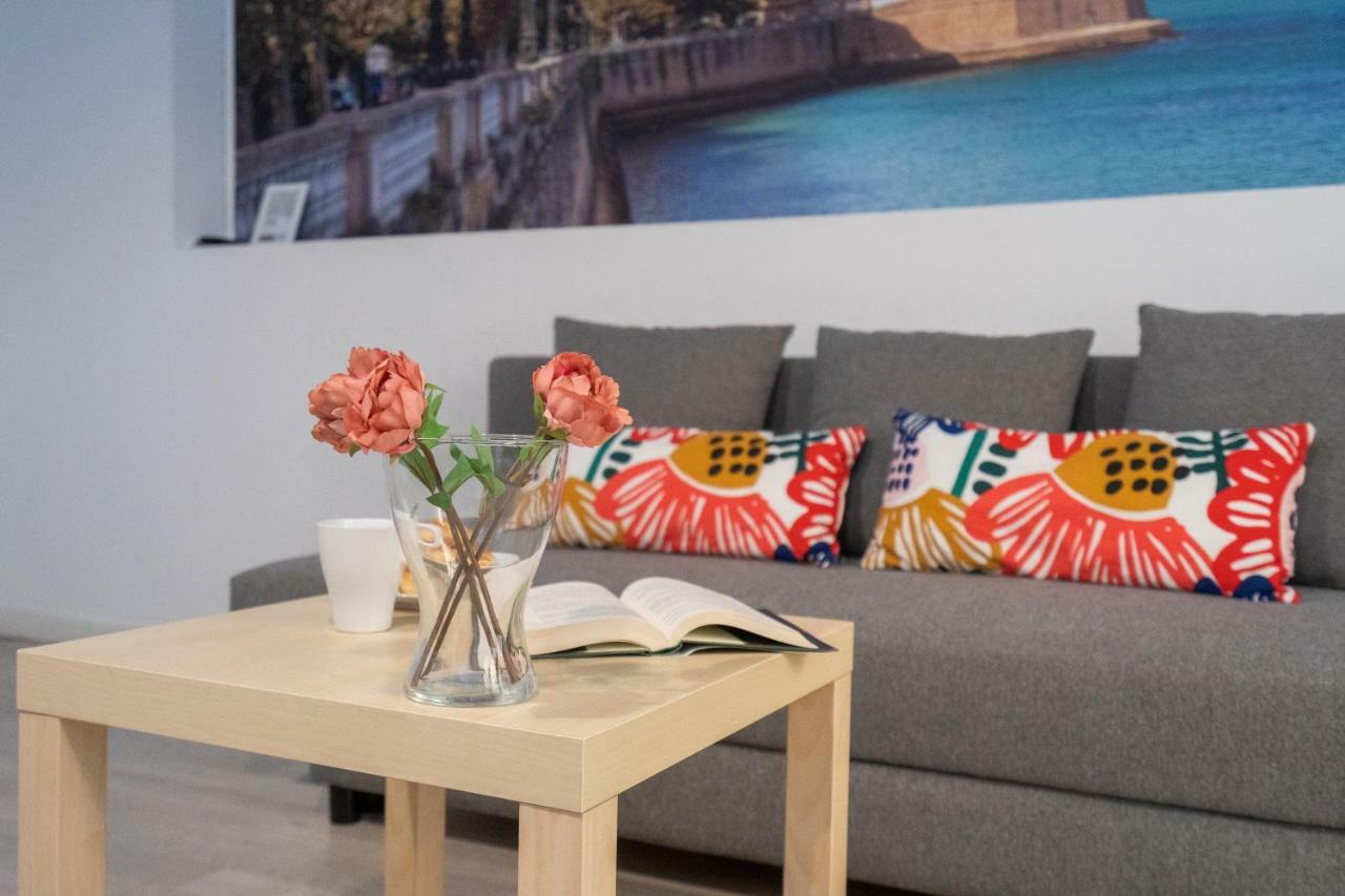 Cdz - Bella Apartamento Centrico Cádiz Buitenkant foto